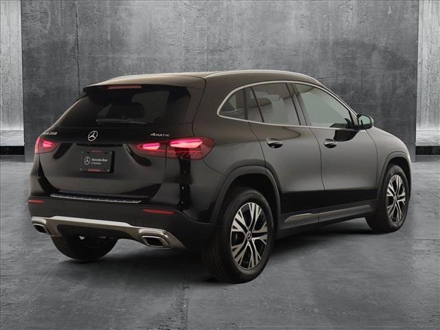 new 2025 Mercedes-Benz GLA 250 car, priced at $48,795