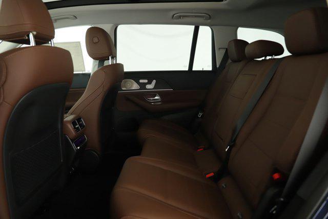 new 2025 Mercedes-Benz GLS 450 car, priced at $97,260