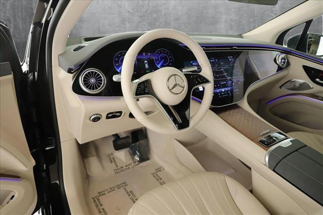 new 2025 Mercedes-Benz EQS 450 car, priced at $114,695