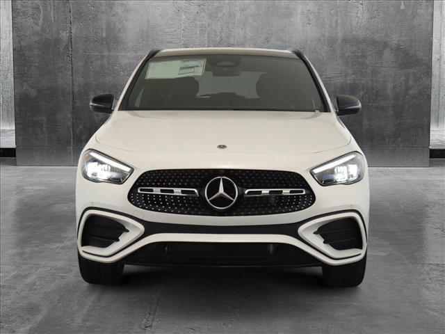 new 2025 Mercedes-Benz GLA 250 car, priced at $54,195