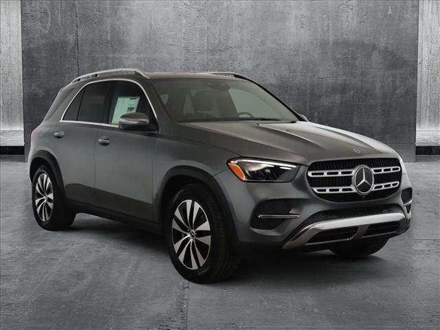 new 2025 Mercedes-Benz GLE 450 car, priced at $81,130