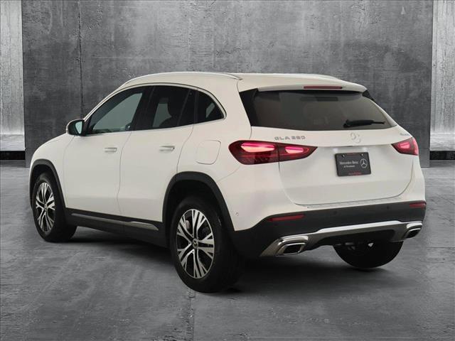 new 2025 Mercedes-Benz GLA 250 car, priced at $47,295