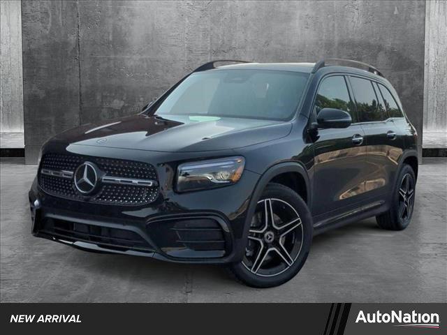 new 2025 Mercedes-Benz GLB 250 car, priced at $58,865