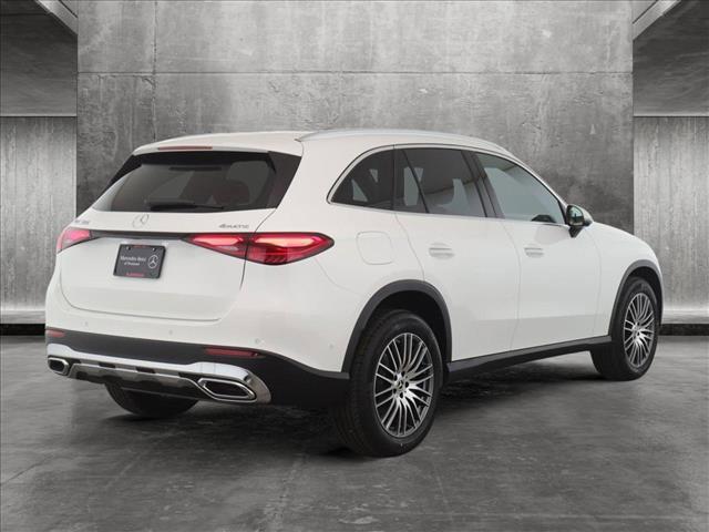 new 2024 Mercedes-Benz GLC 300 car, priced at $55,335