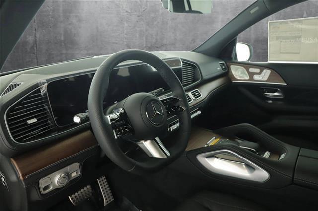 new 2025 Mercedes-Benz GLS 450 car, priced at $96,695