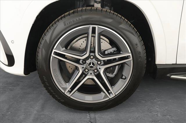 new 2025 Mercedes-Benz GLS 450 car, priced at $96,695