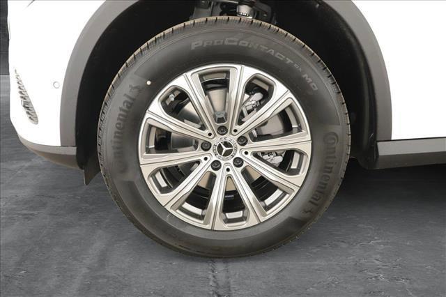 new 2025 Mercedes-Benz GLC 300 car, priced at $54,310