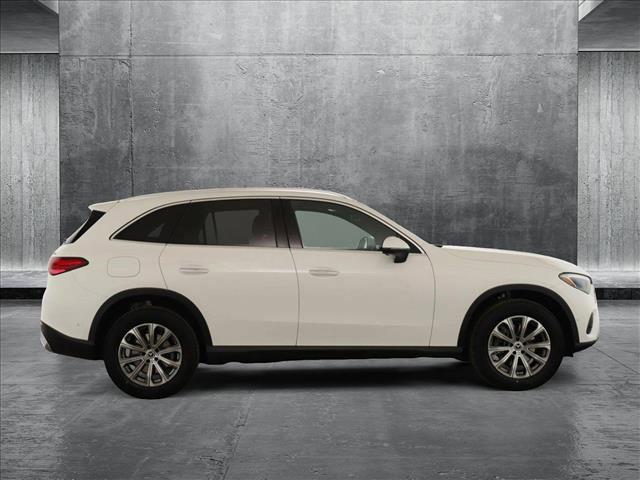 new 2025 Mercedes-Benz GLC 300 car, priced at $54,310