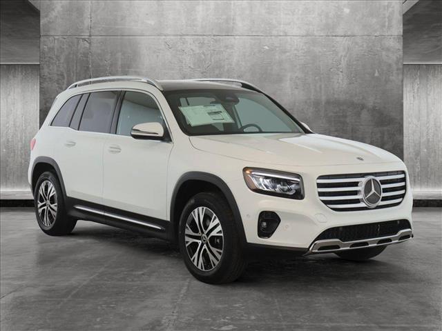 new 2024 Mercedes-Benz GLB 250 car, priced at $52,035