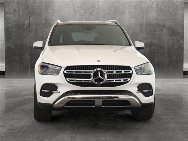 new 2025 Mercedes-Benz GLE 450 car, priced at $88,650