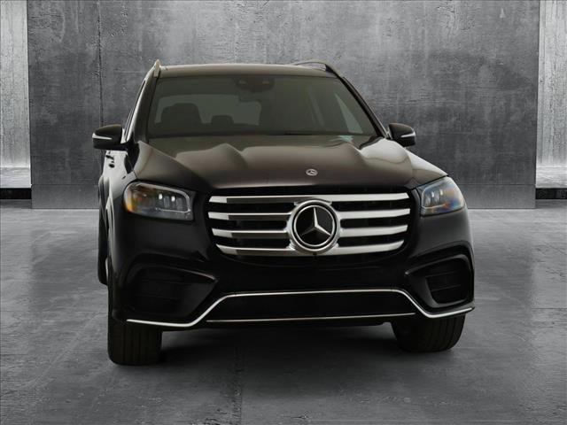 new 2025 Mercedes-Benz GLS 580 car, priced at $117,650