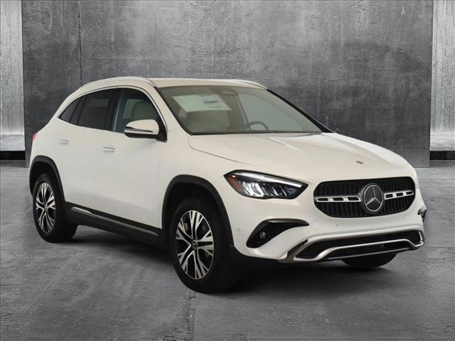 new 2025 Mercedes-Benz GLA 250 car, priced at $47,295