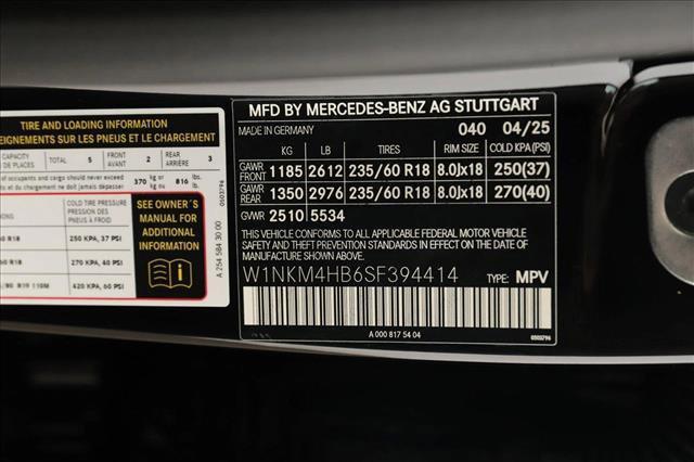 new 2025 Mercedes-Benz GLC 300 car, priced at $52,810