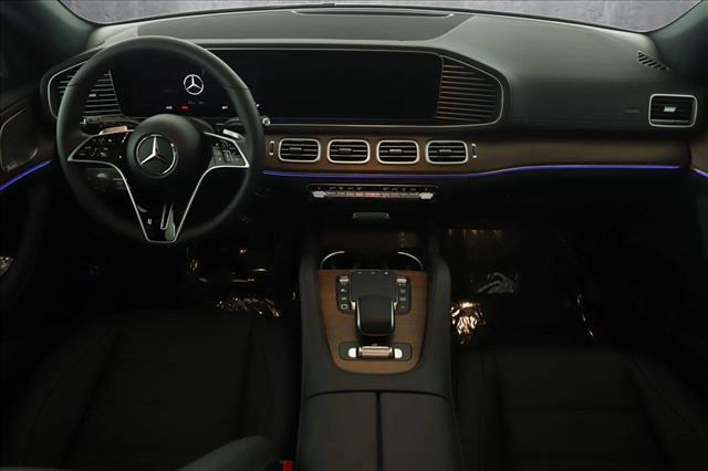 new 2025 Mercedes-Benz GLE 580 car, priced at $98,855
