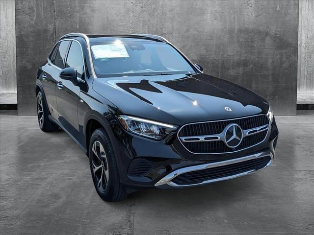 new 2025 Mercedes-Benz GLC 350e car, priced at $63,165