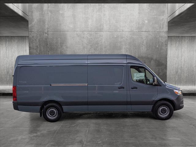 new 2025 Mercedes-Benz Sprinter 2500 car, priced at $66,728