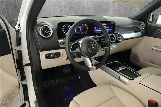 new 2025 Mercedes-Benz GLB 250 car, priced at $49,595