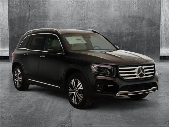 new 2025 Mercedes-Benz GLB 250 car, priced at $53,220