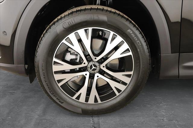 new 2025 Mercedes-Benz GLB 250 car, priced at $53,220