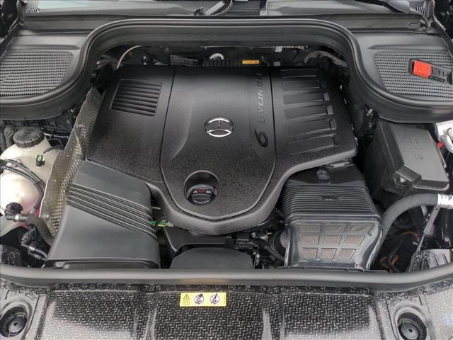 new 2025 Mercedes-Benz GLE 450 car, priced at $82,345