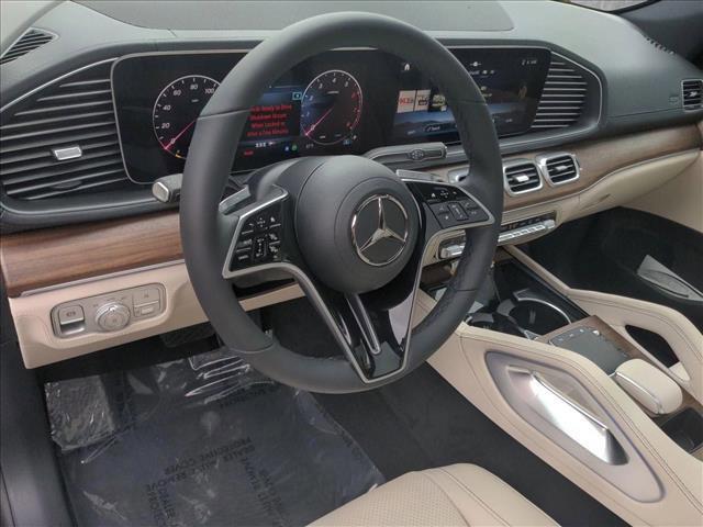 new 2025 Mercedes-Benz GLE 450 car, priced at $82,345