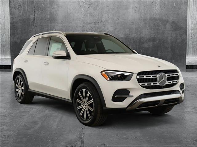 new 2025 Mercedes-Benz GLE 450 car, priced at $78,335