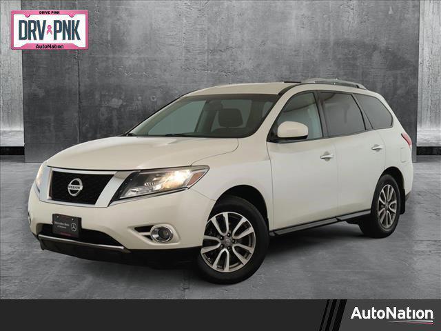 used 2015 Nissan Pathfinder car, priced at $11,192