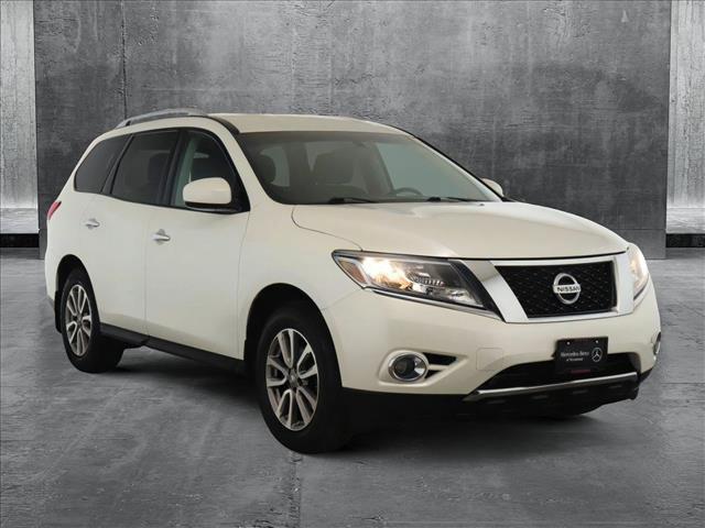 used 2015 Nissan Pathfinder car, priced at $11,192