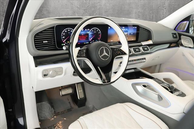 new 2024 Mercedes-Benz Maybach GLS 600 car, priced at $220,250