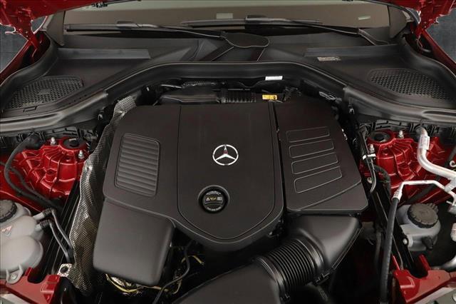 new 2025 Mercedes-Benz GLC 300 car, priced at $67,105