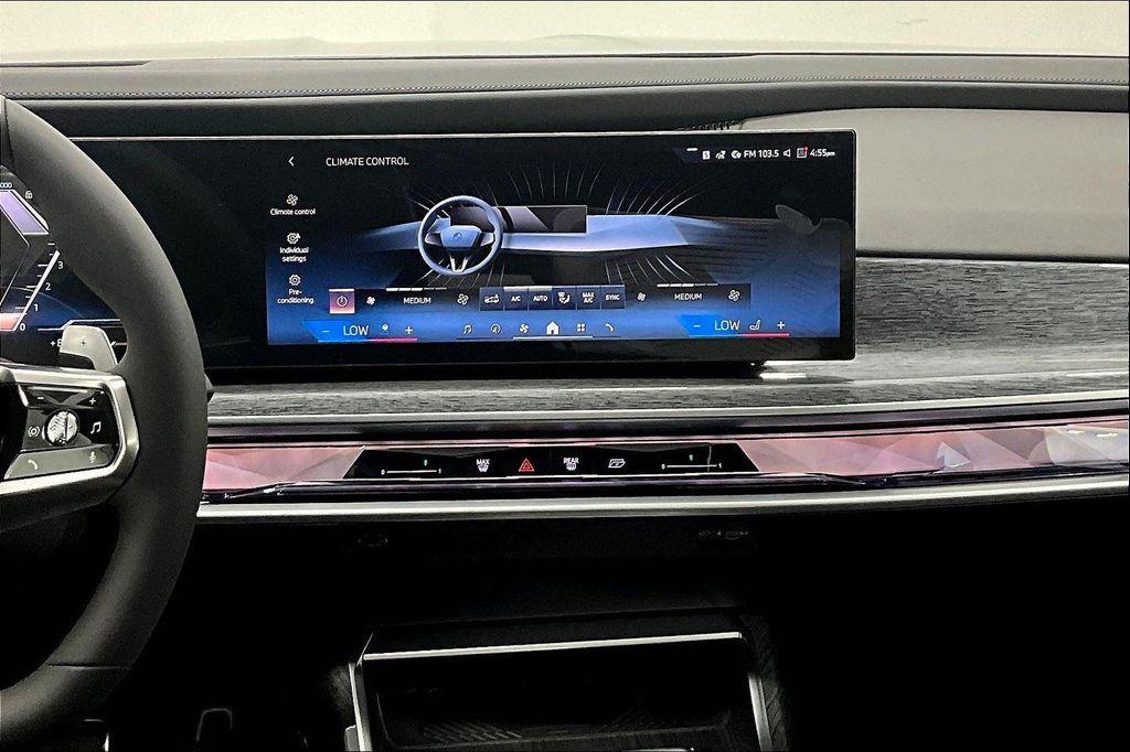 new 2025 BMW 760 car, priced at $129,400