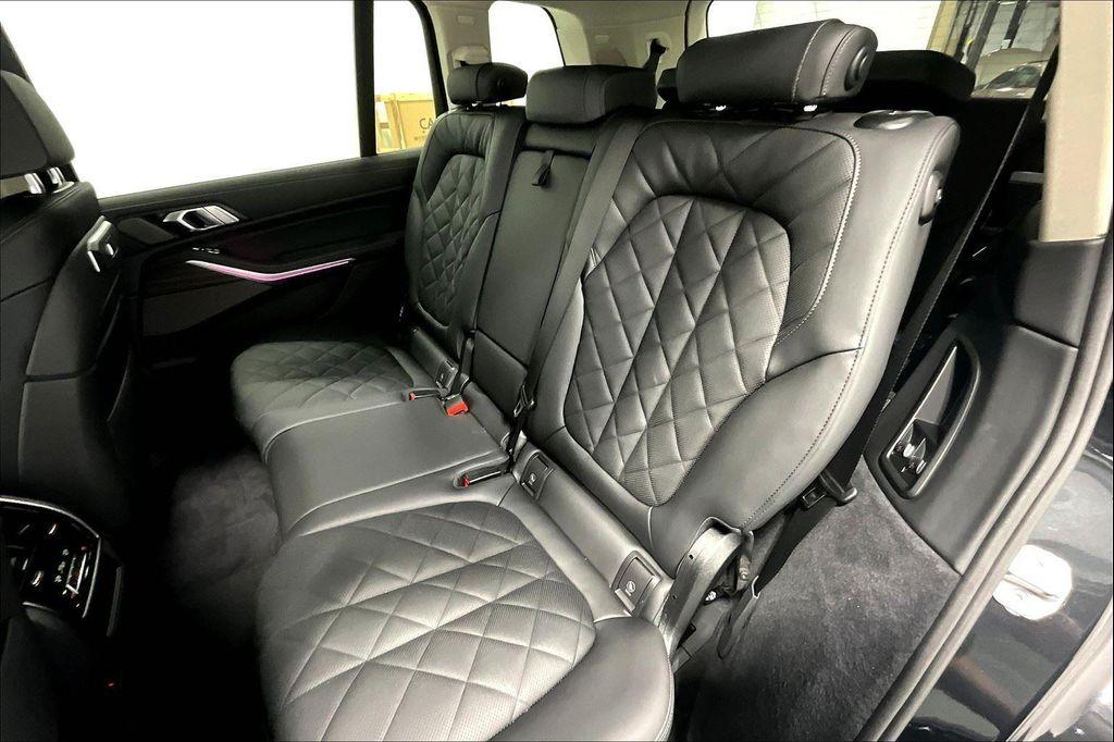new 2025 BMW X7 car, priced at $90,450