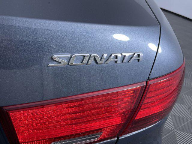 used 2009 Hyundai Sonata car, priced at $5,500