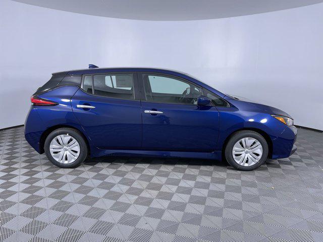 new 2025 Nissan Leaf car, priced at $29,280