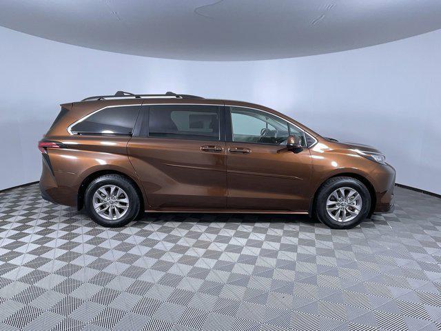 used 2022 Toyota Sienna car, priced at $39,781