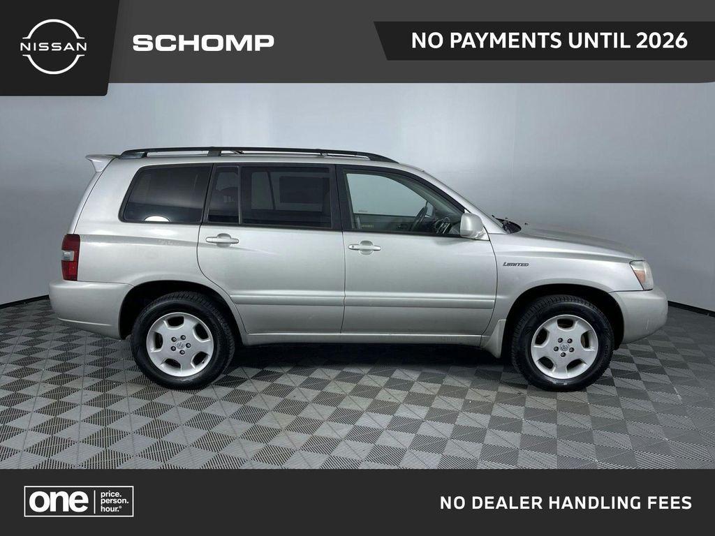 used 2006 Toyota Highlander car, priced at $6,500