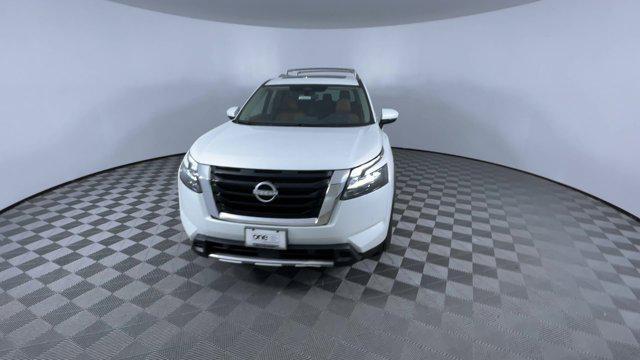 new 2025 Nissan Pathfinder car, priced at $52,940