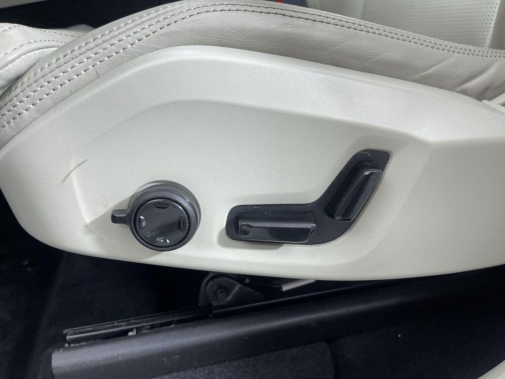 used 2022 Volvo XC60 car, priced at $33,681