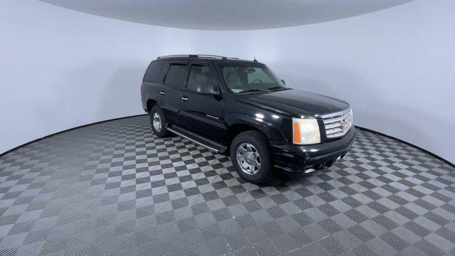 used 2004 Cadillac Escalade car, priced at $6,200