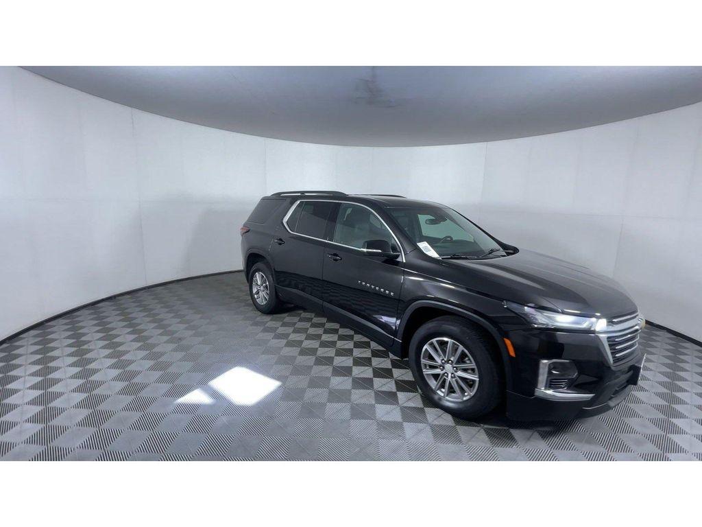 used 2023 Chevrolet Traverse car, priced at $29,381