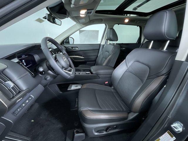 new 2025 Nissan Pathfinder car, priced at $50,640