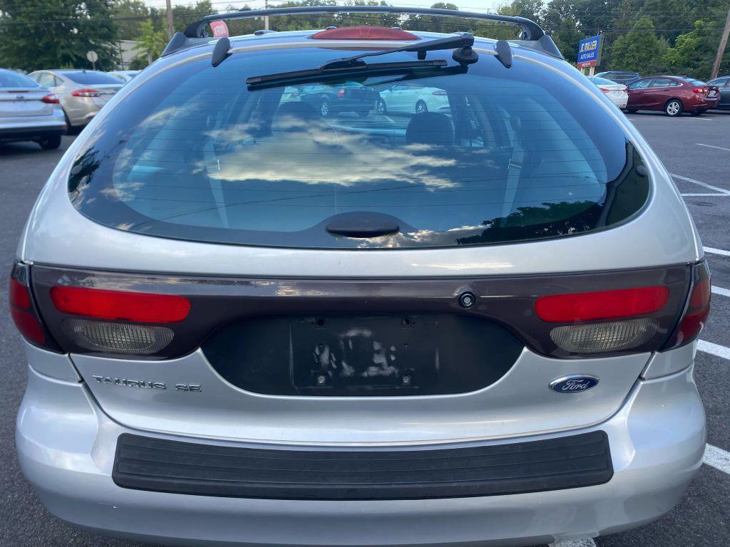 used 2004 Ford Taurus car, priced at $4,490