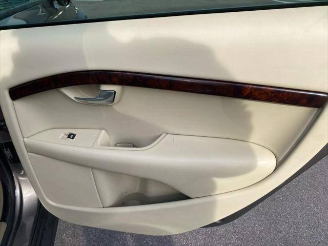 used 2009 Volvo XC70 car, priced at $8,995