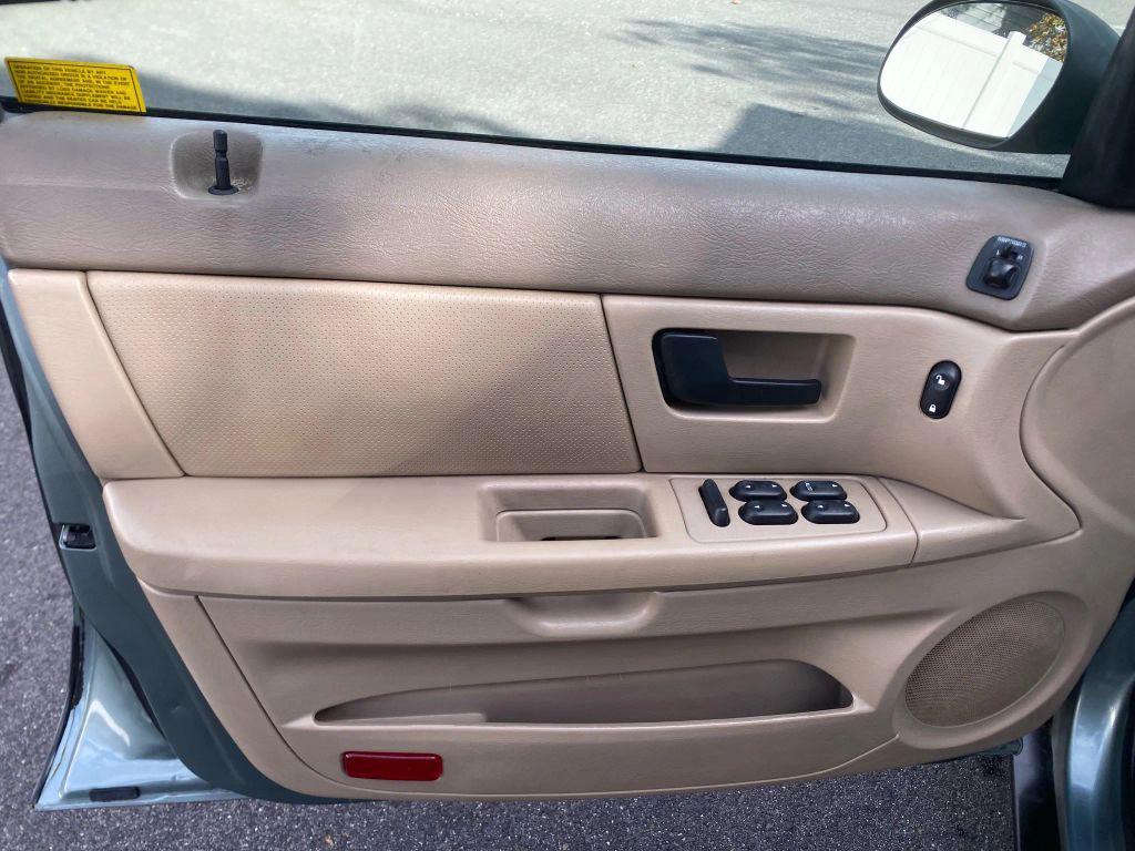 used 2006 Ford Taurus car, priced at $3,990