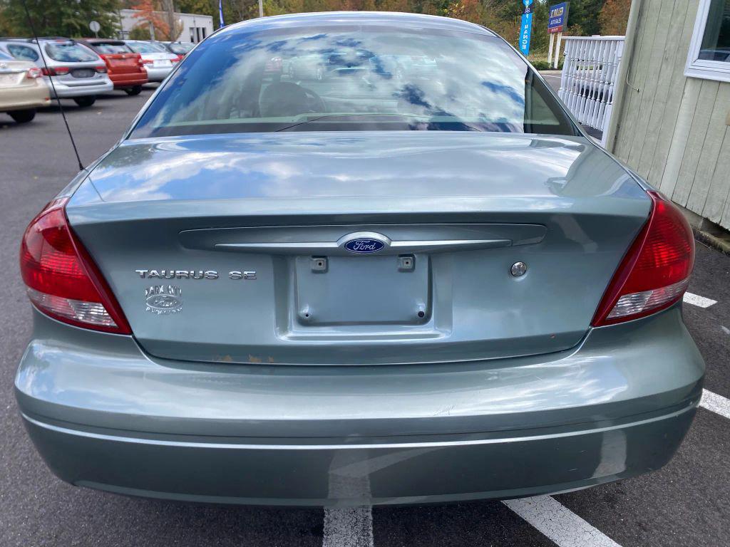used 2006 Ford Taurus car, priced at $3,990