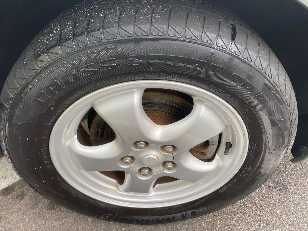 used 2006 Ford Taurus car, priced at $3,990