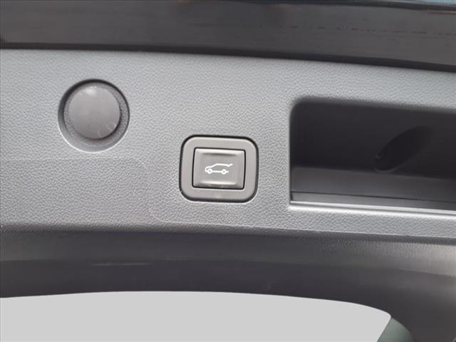 used 2025 Chevrolet Equinox car, priced at $32,595