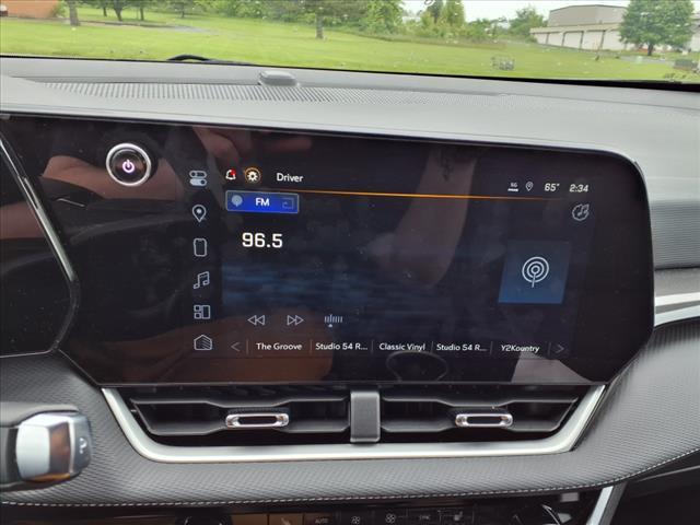 used 2025 Chevrolet Equinox car