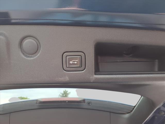 used 2021 Chevrolet Equinox car, priced at $21,995