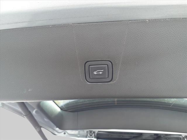 used 2023 Chevrolet Traverse car, priced at $30,495